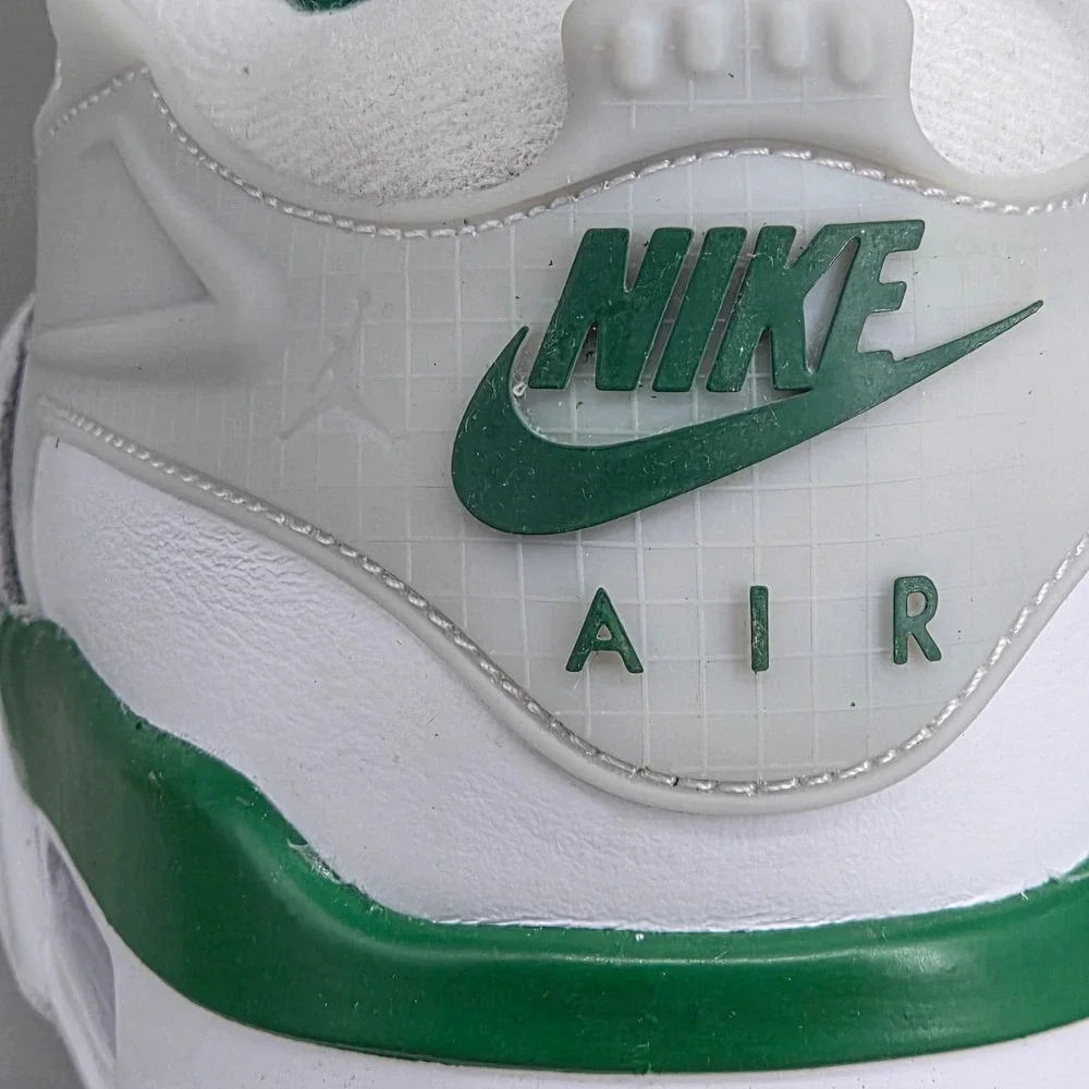 Jordan Stadium 90 Sneakers‎ Boys 6Y White Grey Lucky Green Low Top Gum Sole New